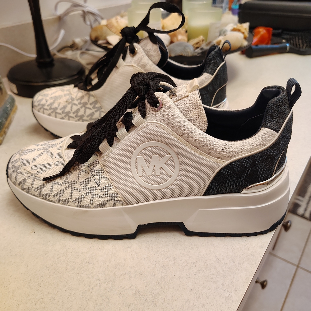 Michael Kors Ivory and Black Logo Platform Sneakers